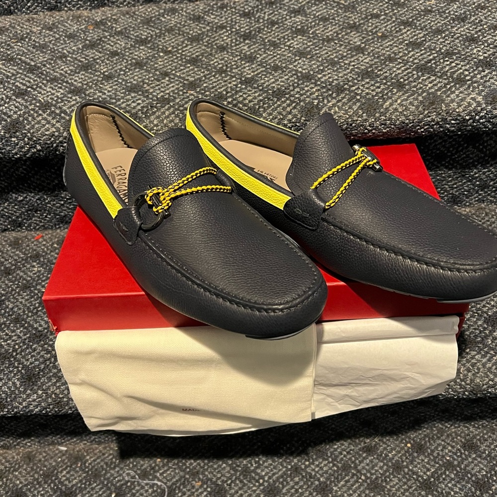 Salvatore Ferragamo Front 4 Brand New, never worn. Size 11 EE. Men’s - Picture 7 of 7